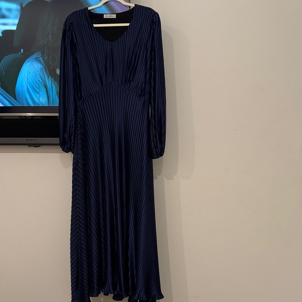 Veronika Guardi Elegant Navy Blue Pleated Dress